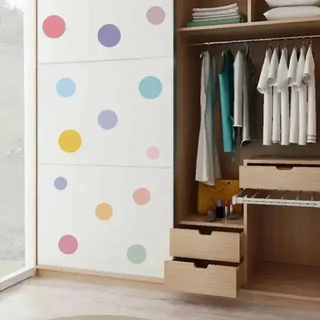 Colorful Polka Dot Wall Stickers - Fun and Vibrant Decor - Easy do Wall do